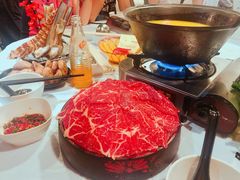 -鲜入围煮花胶鸡海鲜火锅