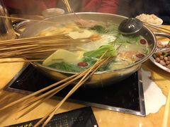 -佰人王串串香火锅(洋珠巷店)