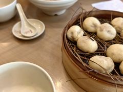 -佬钱湾仔(衣裳街店)