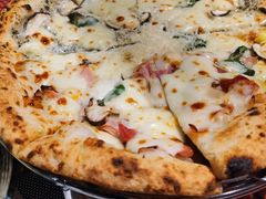 双拼披萨-Primo·丽莫意大利窑烤披萨