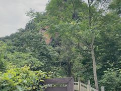 -龙潭大峡谷