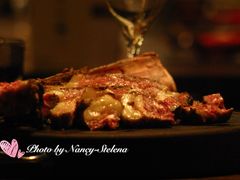 战斧牛排-恰餐厅及酒吧 CHAR Bar & Grill (北京丽都皇冠假日店)