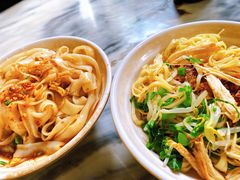 -再回首鸡肉米线(人民路一店)