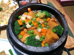 石锅豆腐-粤港湾砂锅粥·宵夜(宝龙店)
