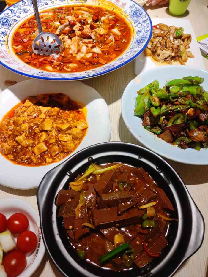 商户名称:周麻婆地址:."-大众点评移动版