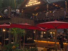 -拾光音乐餐酒吧(告庄星光夜市店)