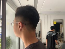 -阿三造型烫染•接发