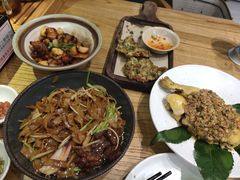 -潮粥荟·潮汕砂锅粥(朝阳大悦城店)
