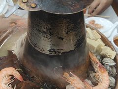 -一口猪海鲜浑锅·东北家常菜