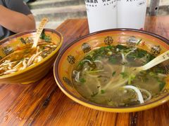 -花溪牛肉粉(八鸽岩店)