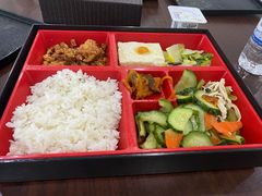 -上海星瀚奔驰4S店(红柳路店)