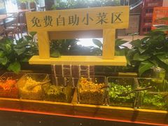 -呷佬·长沙手工米粉(金沙江路店)