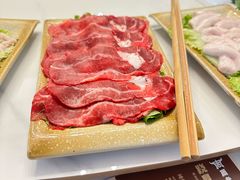 -周老三跷脚牛肉·全牛火锅(非遗传承店)