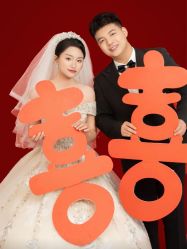 -挪娅婚纱摄影皇家会所