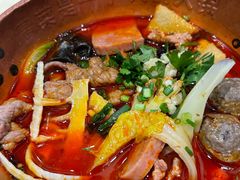 -成都你六姐·牛肉冒菜(城市集市合生汇店)