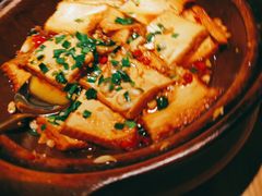 砂锅豆腐-费大厨辣椒炒肉(万家丽一店)