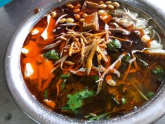 -老五鸡丝豆花面粉(瑞金北路68号院店)