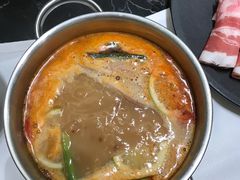 -红鼎豆捞·非遗鲍皇汤火锅(宝丰路店)
