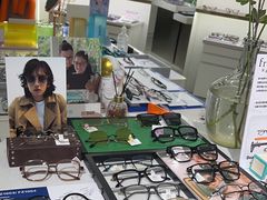 -视野联行眼镜蔡司·依视路官方授权店(顺城店)