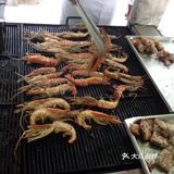 烤大虾,烤鸡,还可品种当地小菜!