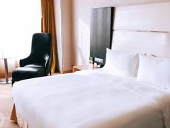 -上海虹桥西郊假日酒店