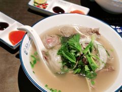 -美奈小馆·越南料理(中航城君尚购物中心店)