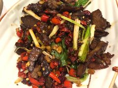 -丹江口渔村·湘味厨房(桃园店)