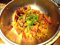 -拿渡·水煮鱼麻辣香锅(王府井奥莱·香江小镇店)