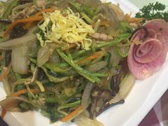 -益百岁牛尾汤(香山路店)