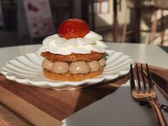 -VERIE BAKEHOUSE