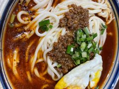 招牌传统麻辣面-聚合鑫东北熏酱熟食麻辣面(长阳店)