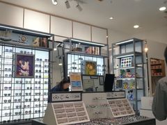 -回瑞眼镜·蔡司·依视路官方授权店(广益路万达店)