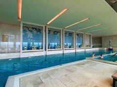 -成都华尔道夫酒店游泳池