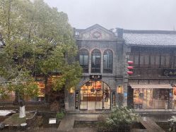 点击看大图 -城南旧影 旗袍全家福摄影写真体验馆