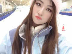 -乔波室内滑雪场