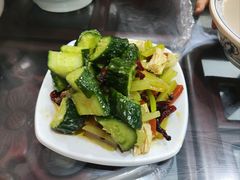 -牛一嘴·兰州牛肉面·大盘鸡(财富中心店)