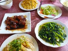 -小鱼草莓采摘园农家乐·小鱼餐厅
