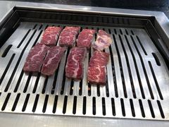 -臻牛烤肉