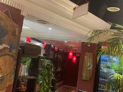 等位区-大匠工房古船木艺术餐厅·猪肚鸡专门店(长白仙岛店)