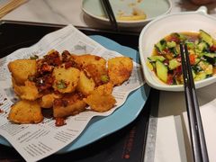 -黄记煌三汁焖锅(新佳丽江汉路店)