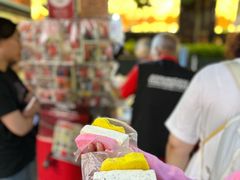 -詹爷爷乌节路街头冰淇淋
