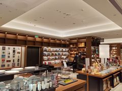 -茑屋书店(天目里店)