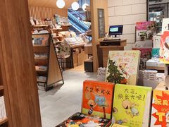 -百新书局(尚悦湾店)