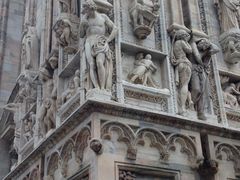 -文艺复兴百货(米兰大教堂广场店)