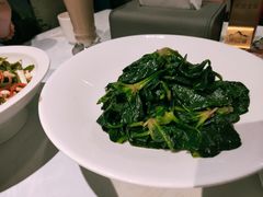 -香山湖家家宴(中山陵店)