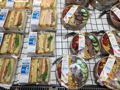-胖东来生活广场(健康路店)