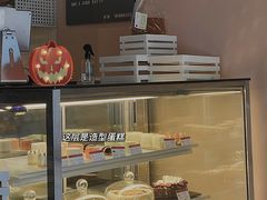 面包甜点陈列柜-双风车咖啡馆 Twin Windmills(六道口店)