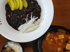 炸酱面-第二外国语学院-韩国餐厅(朝阳路店)