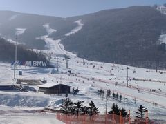 -中旅松花湖滑雪场