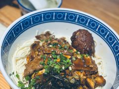 -沪西老弄堂面馆(定西路店)